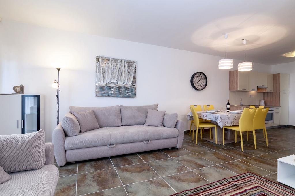 White Residence Accommodation