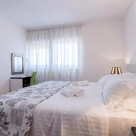 White Residence Accommodation Sukošan Extérieur photo