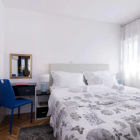 White Residence Accommodation Sukošan Extérieur photo