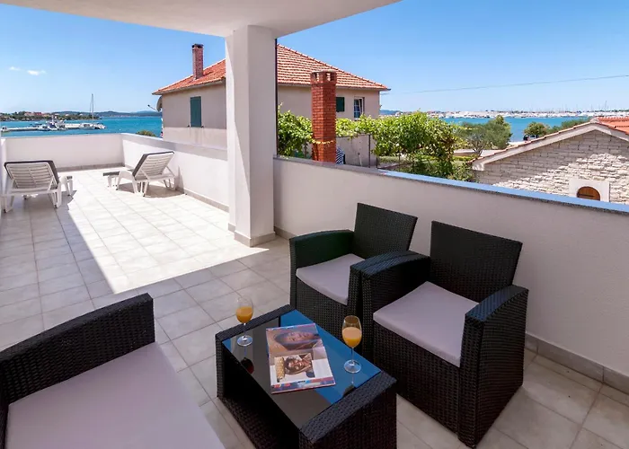 White Residence Luxury Accommodation
