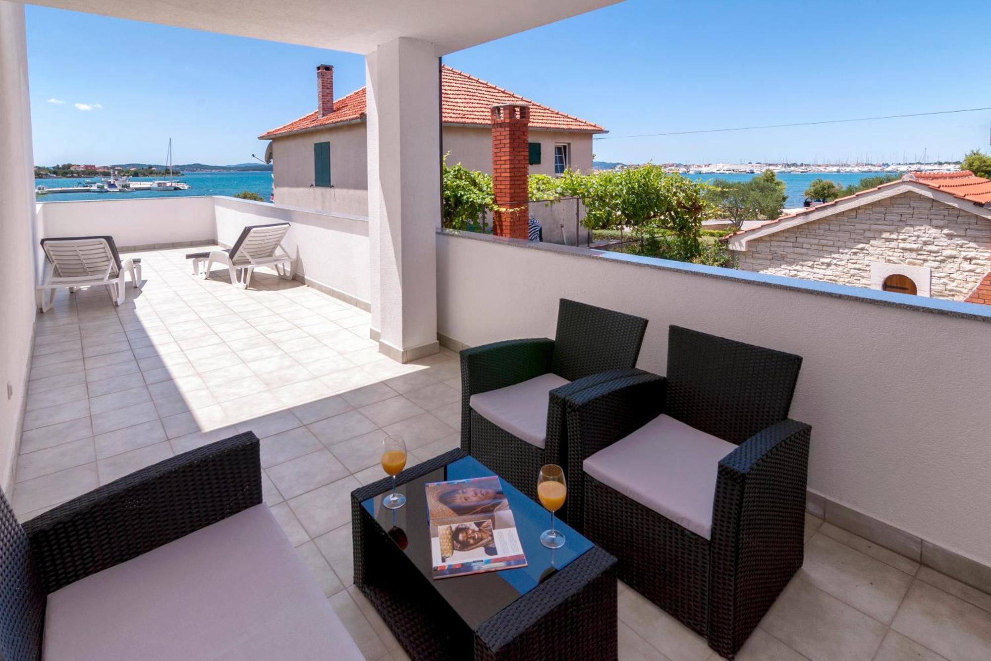 White Appartement